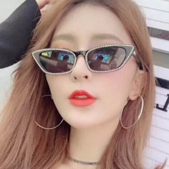 #94,#95🔵Cat Eye Rhinestone and Black Sunglasses - Picture 1 of 4